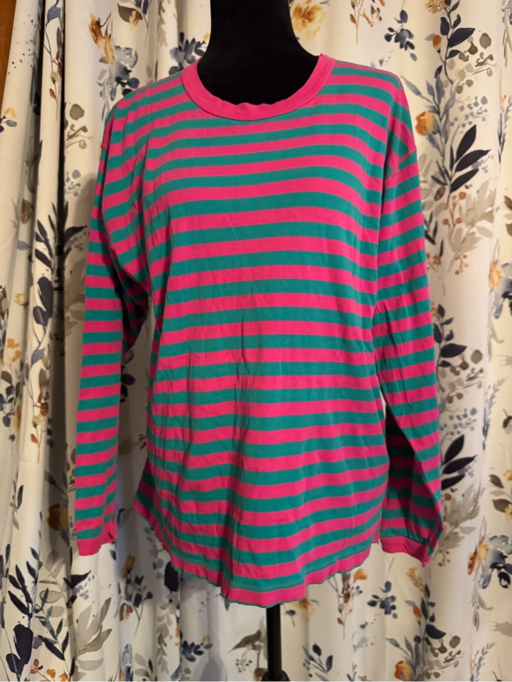 Long-Sleeve Stripe Tee - Freddie Kruger Pink Teal Halloween Size Large   B12